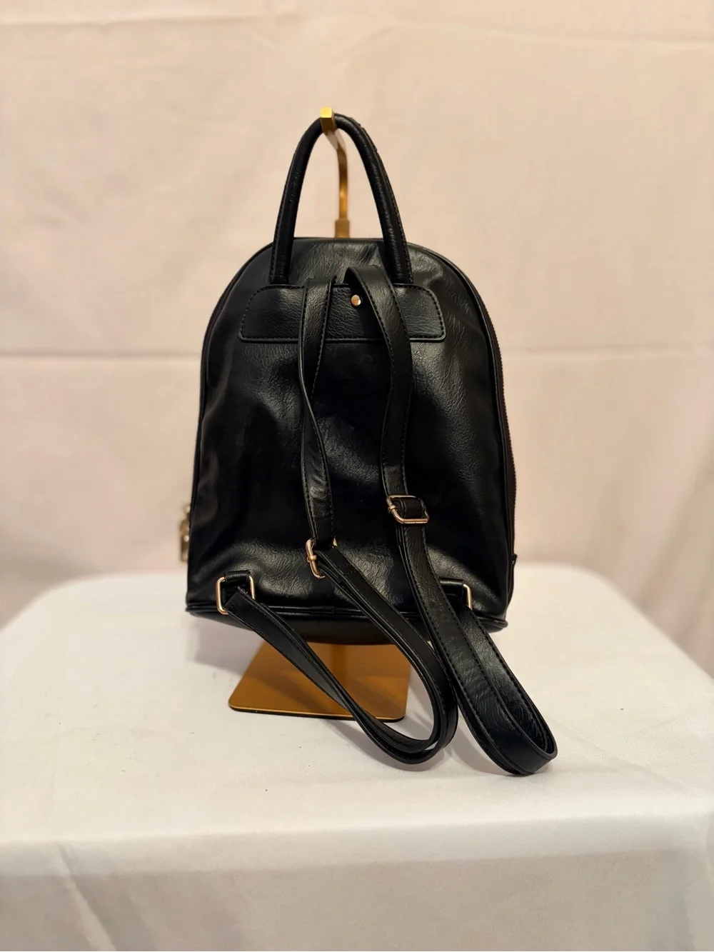 INC International Concepts Black Leather Interior with Cream Patterned Lining